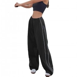 Women's baggy Y2K parachute pants